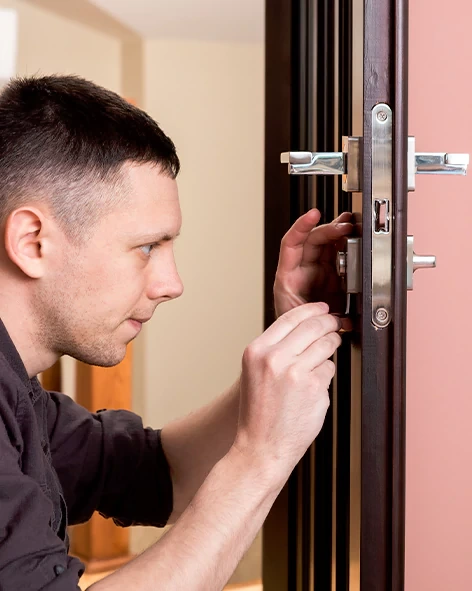 : Professional Locksmith For Commercial And Residential Locksmith Services in San Diego Country Estates, CA