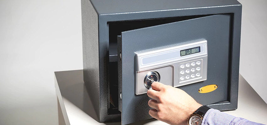 Jewelry Safe Unlocking Service in San Diego Country Estates, California